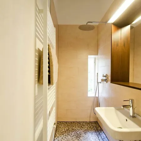 Apartman Magnificent Turn Of Century Flat