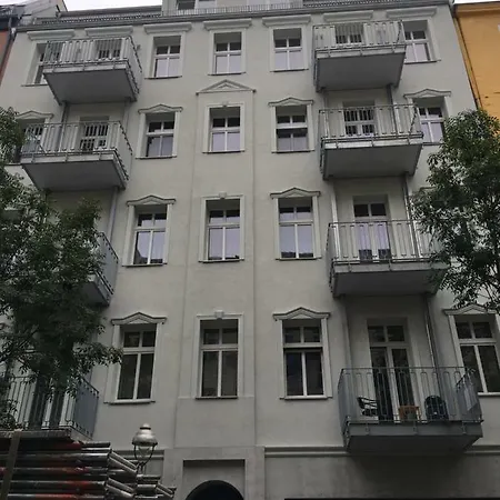 Apartman Magnificent Turn Of Century Flat *