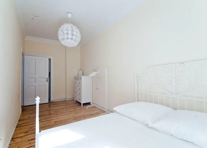 Apartamento Magnificent Turn Of Century Flat Berlim